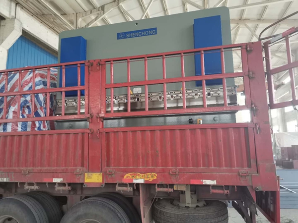 160噸3米2 多軸數(shù)控折彎?rùn)C(jī)