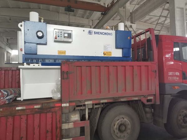 8×2500數(shù)控剪板機