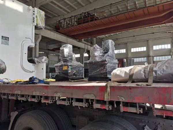 電液同步數(shù)控折彎?rùn)C(jī)