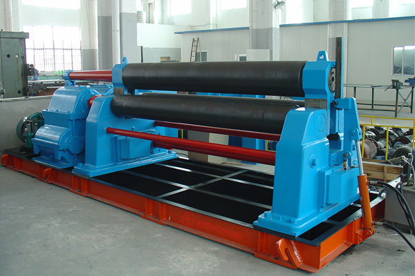 對(duì)稱(chēng)式正三輥卷板機(jī)